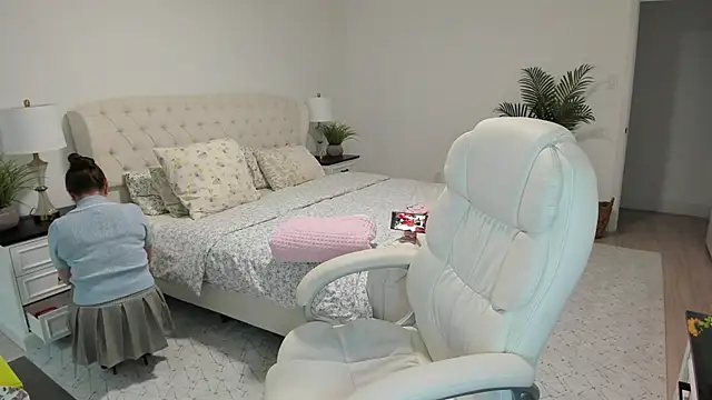 Vika73's Webcam Show