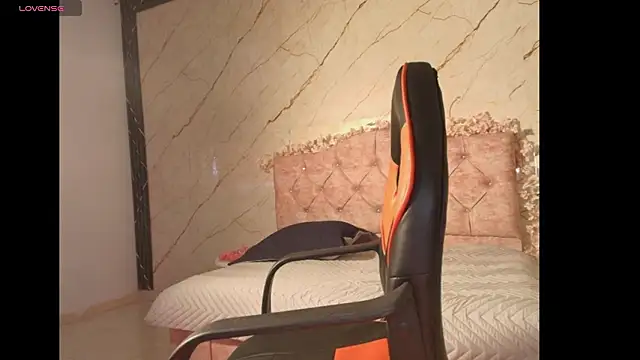 monserrat_petite Show in webcam