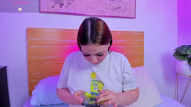 kitty_sweeety_: απευθείας συνομιλία ΧΧΧ