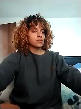 แชท XXX สดของ EmmaMelissa0521