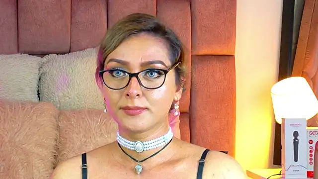 Lunitaa_Diva's Live XXX Chat