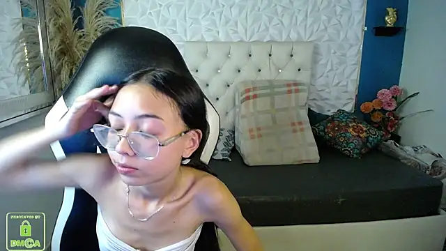 Czat XXX na żywo – NathaliaSweet_11