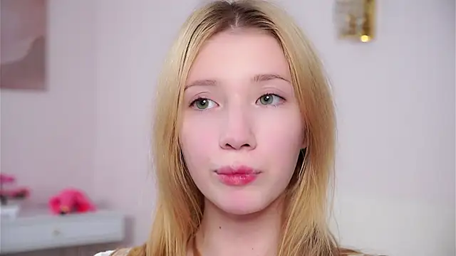 SunnivaCovil – Naživo XXX chat