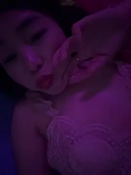 Biki-seXY69's Live XXX Chat