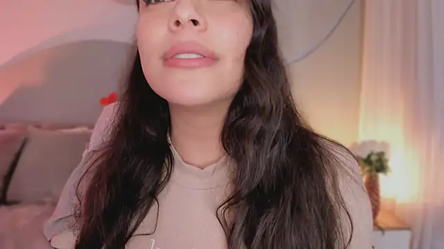 Nicolle_W: απευθείας συνομιλία ΧΧΧ