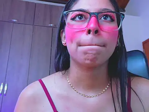 Chat XXX en directo de _ALLYSON18_