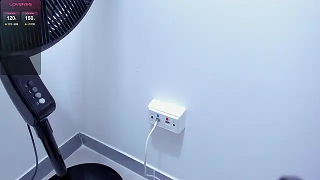 แชท XXX สดของ Ian_Castillo_