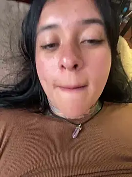 Chat +18 de Rouse_07 ao vivo