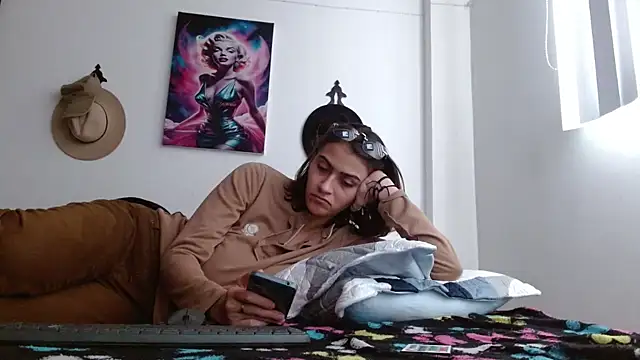 Crystal_Star_: απευθείας συνομιλία ΧΧΧ