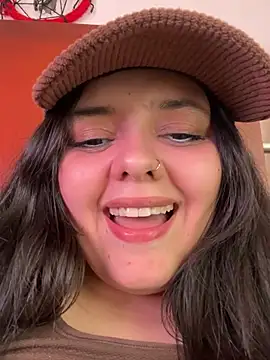 Chatroom XXX en direct de candicewest_