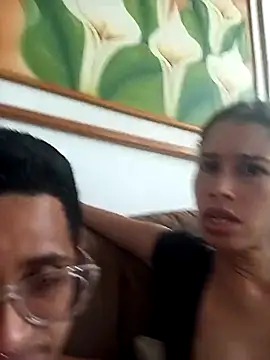 دردشة Daphne_And_Domemico الجنسية المباشرة