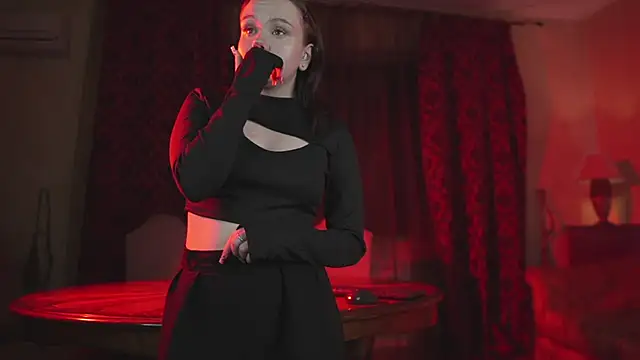 LeahAllsop – Naživo XXX chat