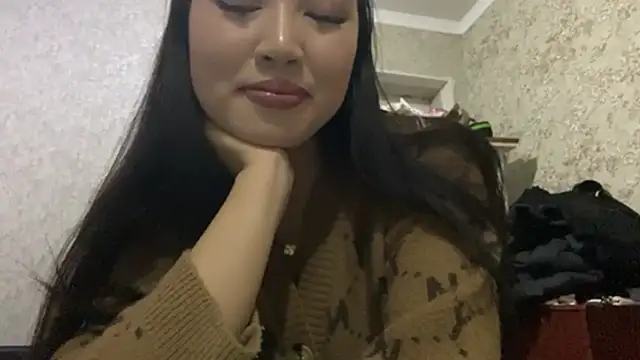 AyaVeya's Live XXX Chat