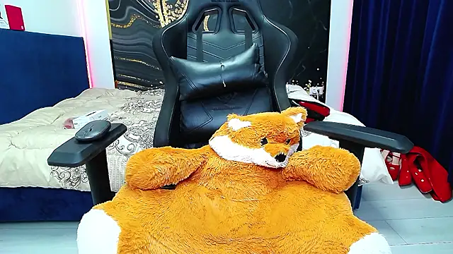 แชท XXX สดของ FlirtDeea