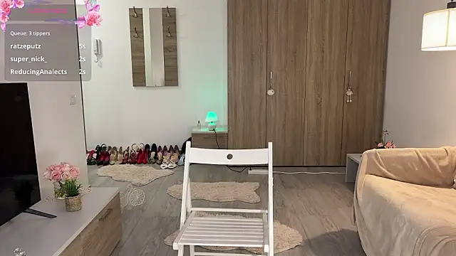 AyanaLys' Live XXX Chat