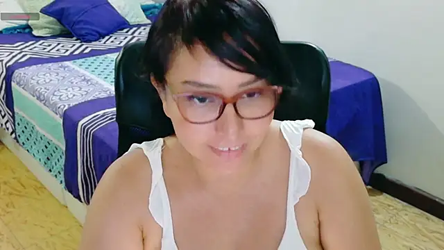 hottplay 现场XXX聊天