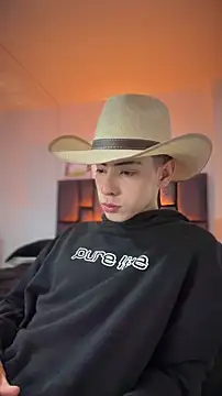 Sebastian_Reed: απευθείας συνομιλία ΧΧΧ