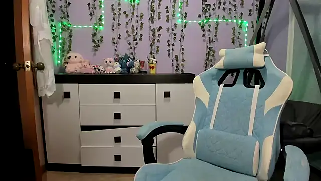 Yoonhee_ki's Live XXX Chat