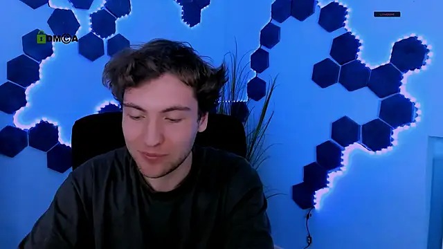 joseph_bear_ Adlı Modelin Canlı XXX Sohbeti