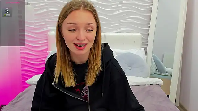 Онлайн чат XXX VirginOlly