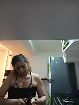 دردشة sasi_luna الجنسية المباشرة