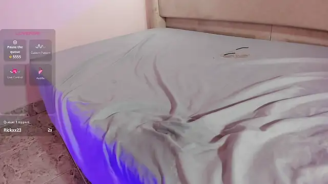 دردشة CharlotteKing8 الجنسية المباشرة