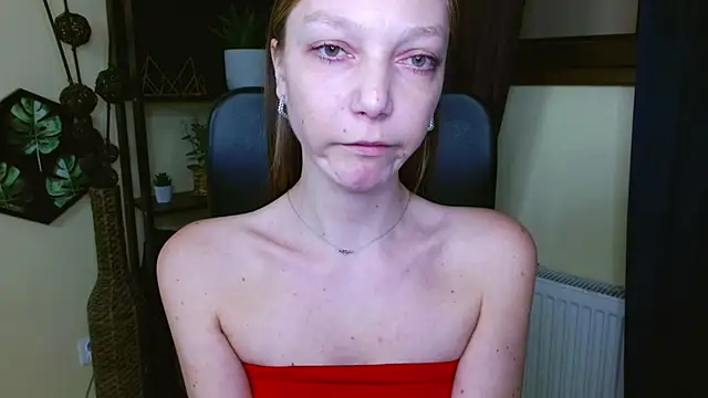 EmillyPlay 라이브 XXX 채팅