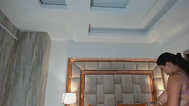 ValentinaBreats 现场XXX聊天