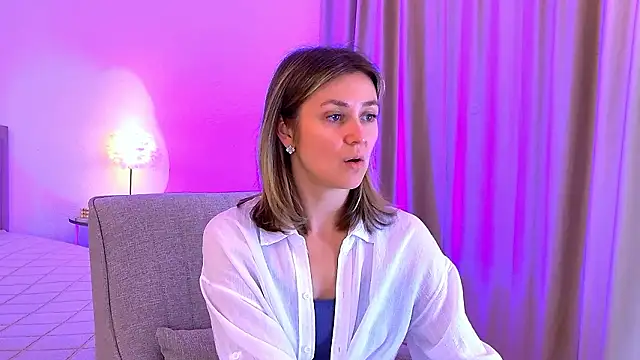 EmeraldGlow Webcam show