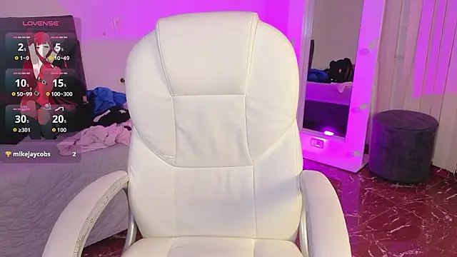 Chatroom XXX en direct de _sharlotte777