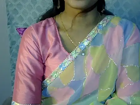 Shab_M Adlı Modelin Canlı XXX Sohbeti