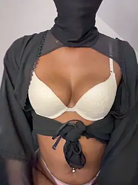 Chat XXX ao vivo de KiaraAmara