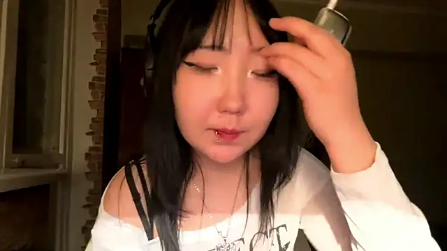 Yunananaa's Live XXX Chat