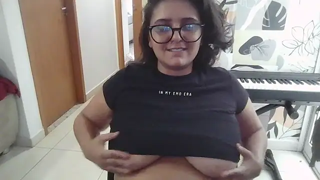 midsize_94's Webcam Show