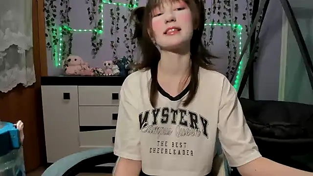 Yoonhee_kiのライブXXXチャット