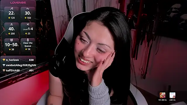 Guxplo_: онлайн-секс-чат