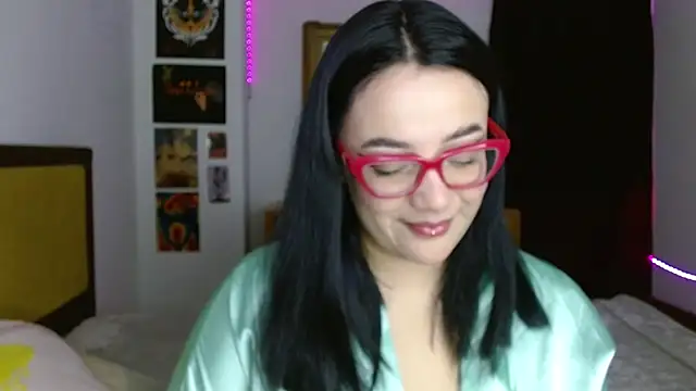 Nova-Satela Live XXX-Chat