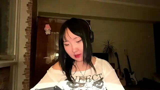 Yunananaa's Live XXX Chat