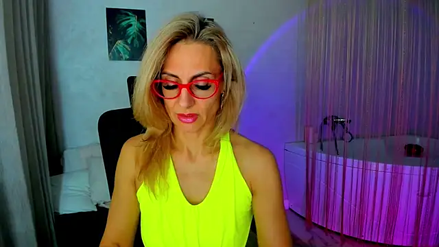 MuseOfStage live XXX chat