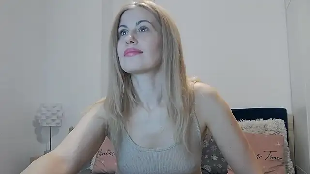 Pertunjukan Kamera Web Lika_Soul