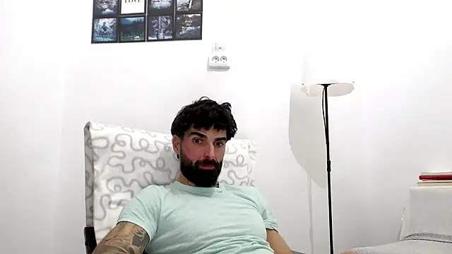 Verycutex Pertunjukan Webcam