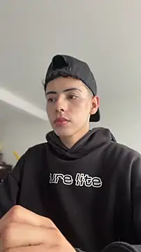 Sebastian_Reed Live XXX-Chat