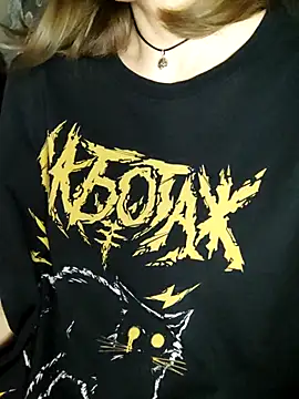 Aashikalaa's Live XXX Chat