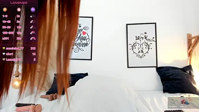 mia_lourenceのウェブカメラショー