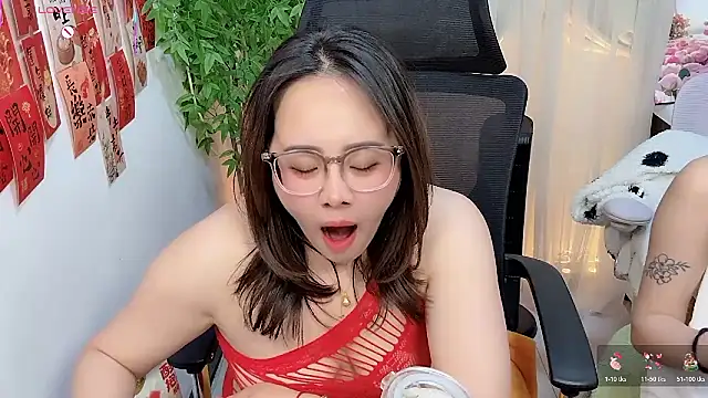 NEWONETO: απευθείας συνομιλία ΧΧΧ