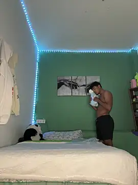 DavShi: онлайн-секс-чат