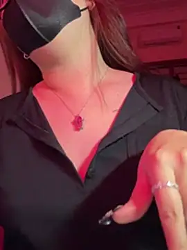 Chat +18 de HaleyKin ao vivo