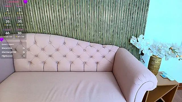 Show de Nadia_Privee na webcam