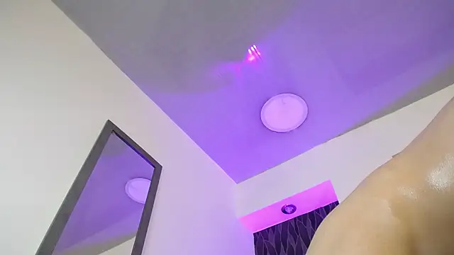 DIEGO_JONES: онлайн-секс-чат