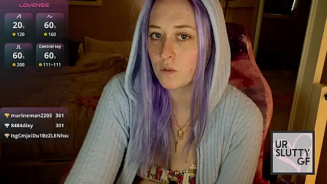 ursluttygf Chat XXX in diretta